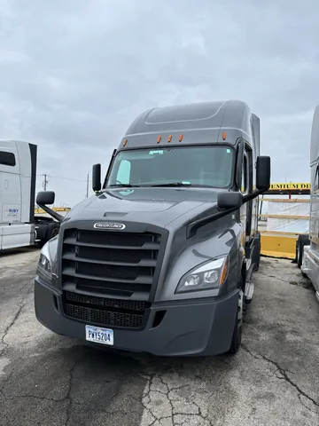 2022 Freightliner Cascadia 126