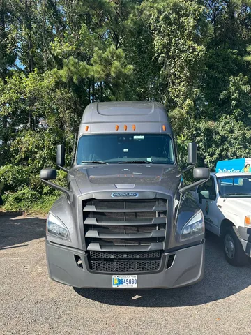 2023 Freightliner Cascadia 126